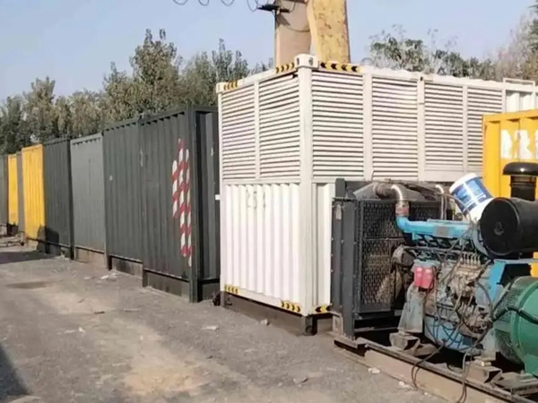 信丰200KW柴油发电机机组每小时油耗是多少？