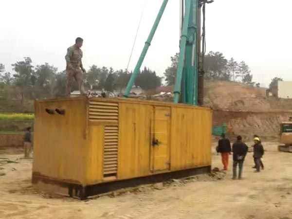 信丰如何判断水冷式机油散热器密封件是否需要更换？